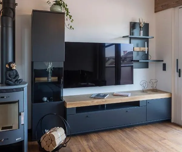 Rivervista Apartment *